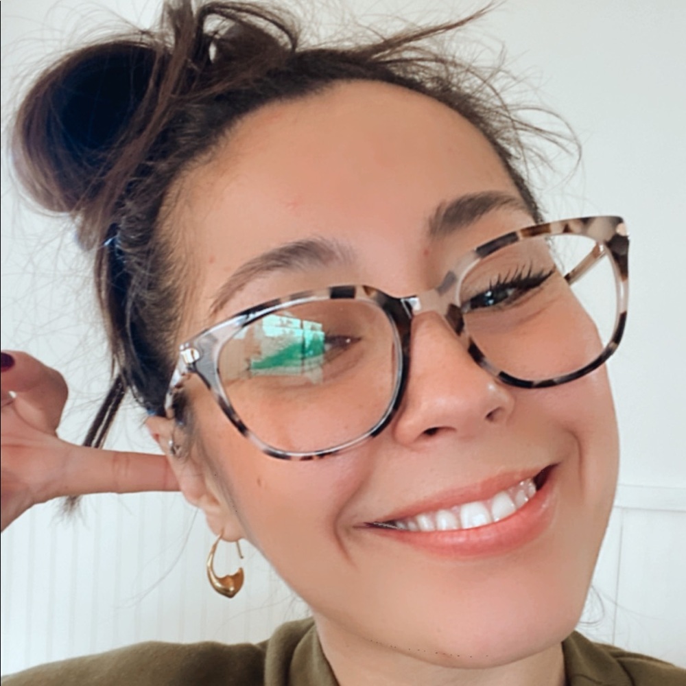 Meet your Posher, Jessica